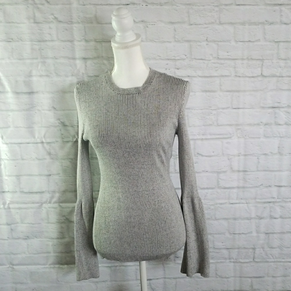 Who What Wear  Top Flair Sleeves